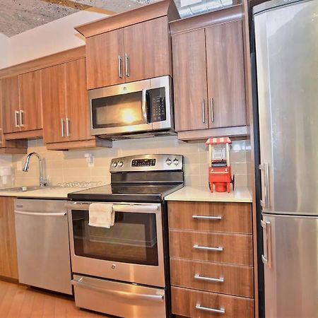 Appartamento Stylish Urban Loft Downtown Montréal Esterno foto