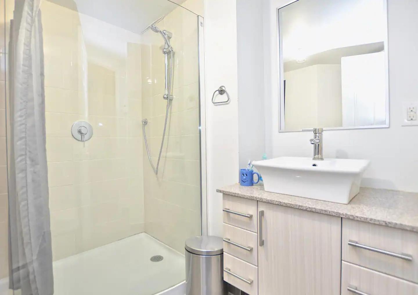 Appartamento Stylish Urban Loft Downtown Montréal Esterno foto