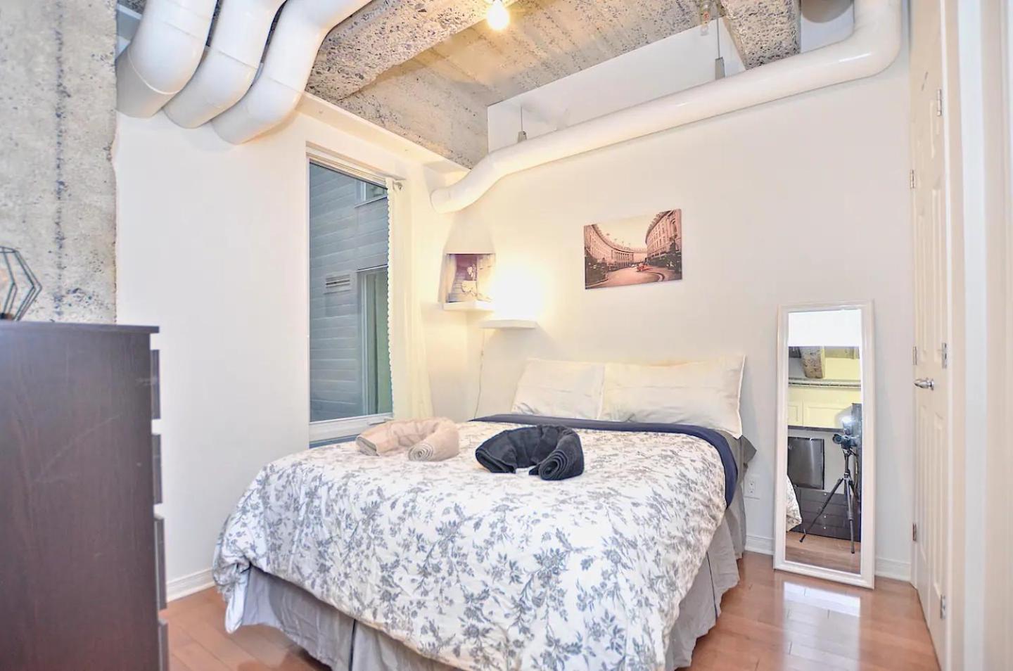 Appartamento Stylish Urban Loft Downtown Montréal Esterno foto
