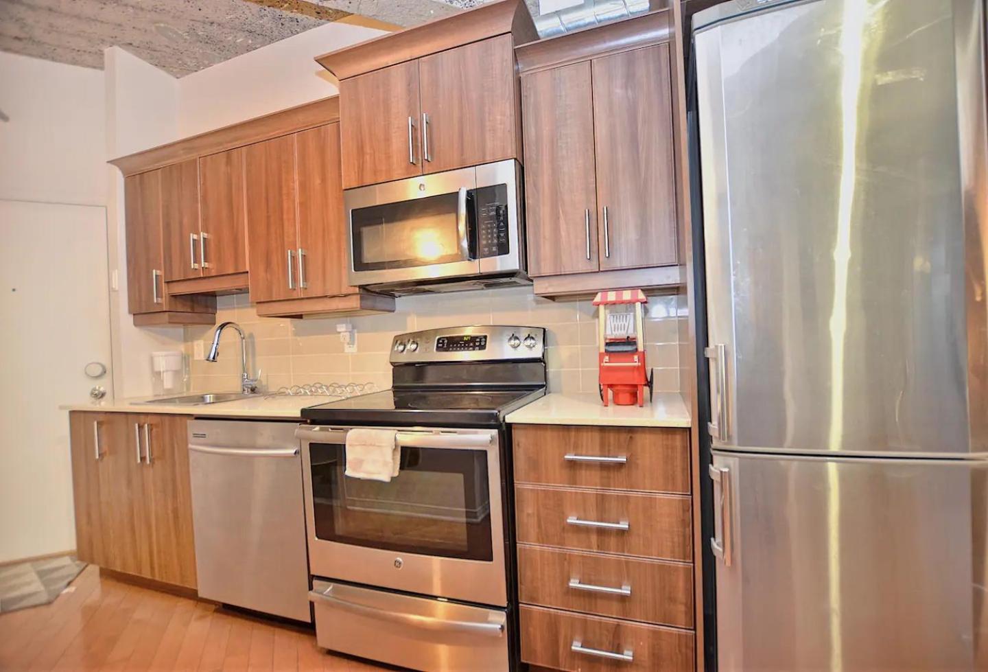 Appartamento Stylish Urban Loft Downtown Montréal Esterno foto